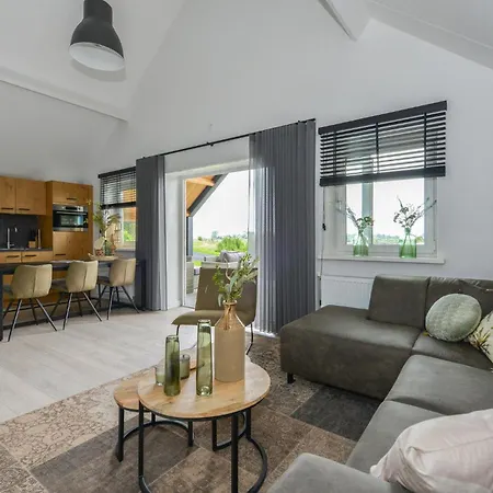 3 Bedroom In 펜션 *