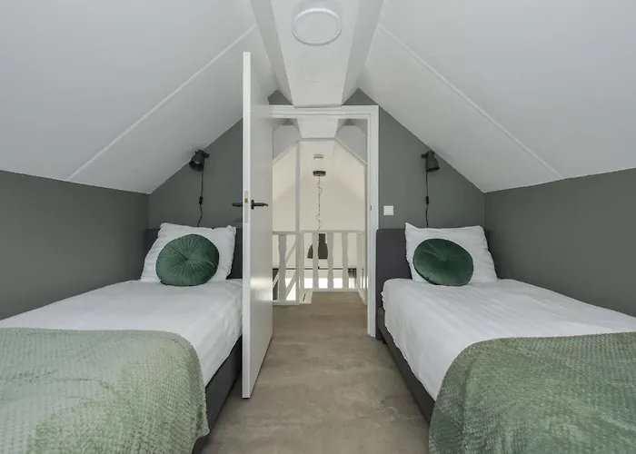 3 Bedroom In 펜션 Kerkdriel