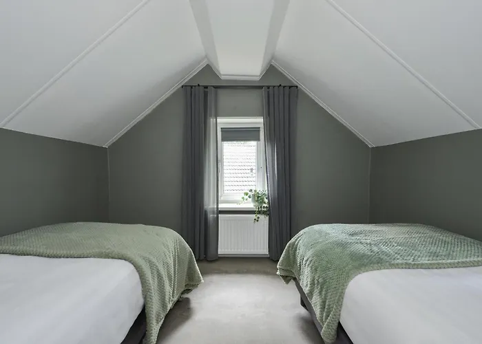 펜션 3 Bedroom In Kerkdriel